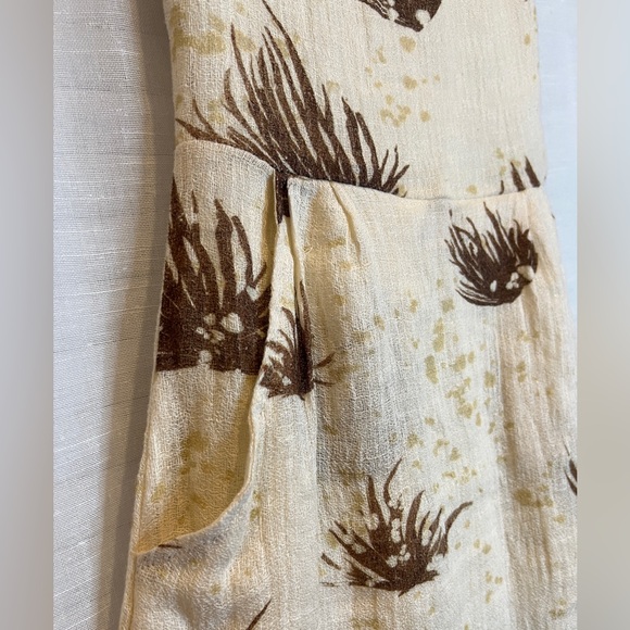 Objects Without Meaning Amber Dress White Palm - Picture 10 of 16